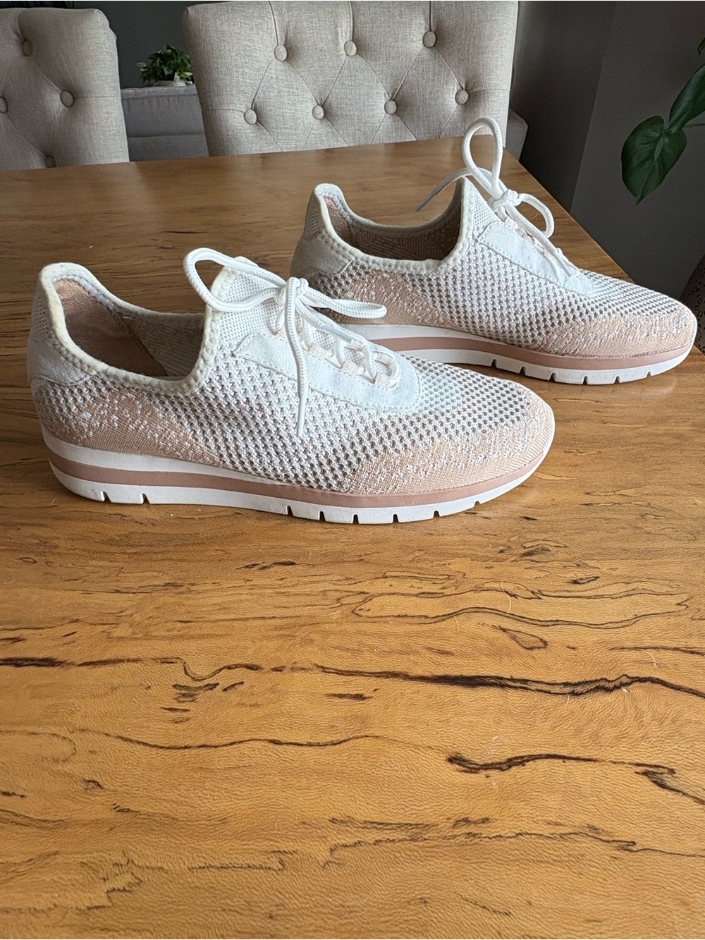 Naturalizer Women's Charlie Knit Sneaker White/Tan Size 9.5 Comfort Walking - Picture 2 of 9